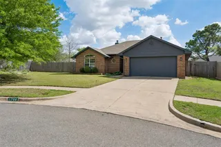 Sold home at 1708 Creekside Court
