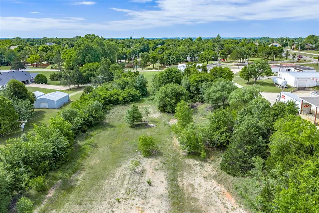 Photo 9 — 1820 N Council Avenue, Blanchard, OK 73010