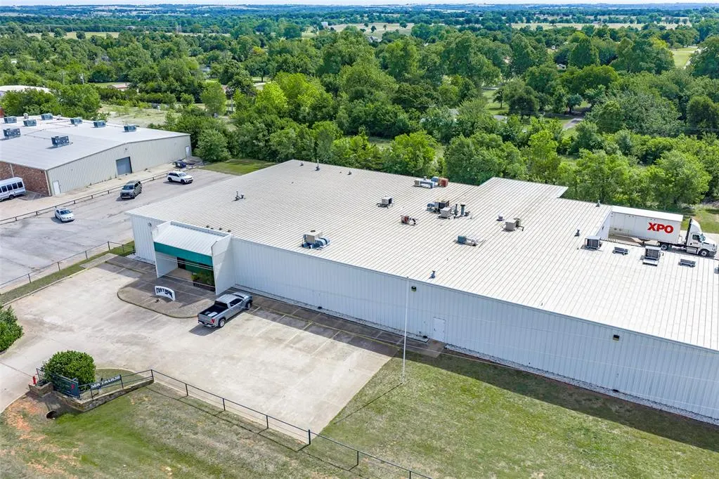 Photo 10 — 1820 N Council Avenue, Blanchard, OK 73010