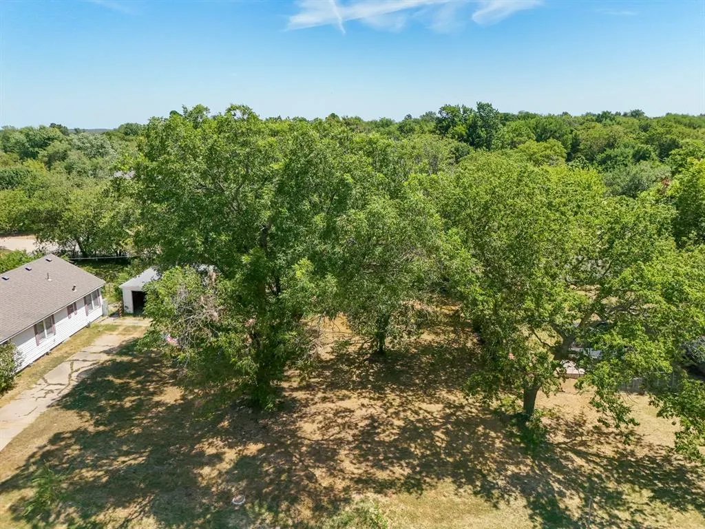 Photo 6 — 1201 N Center Avenue, Shawnee, OK 74801