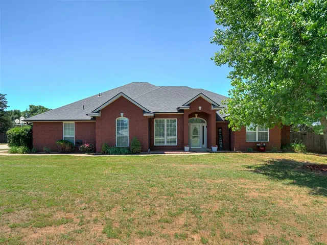 Photo 3 — 43447 Cobblestone Way, Tecumseh, OK 74873