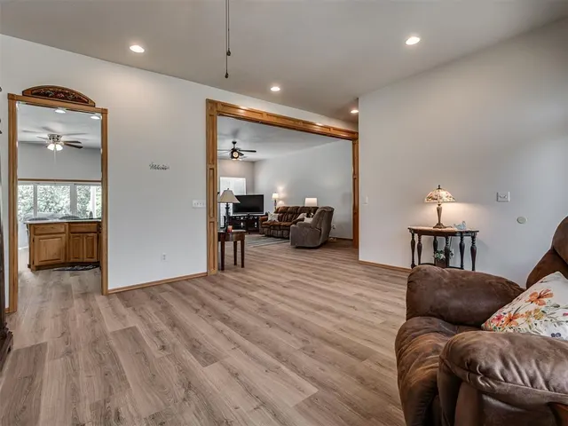 Photo 8 — 43447 Cobblestone Way, Tecumseh, OK 74873