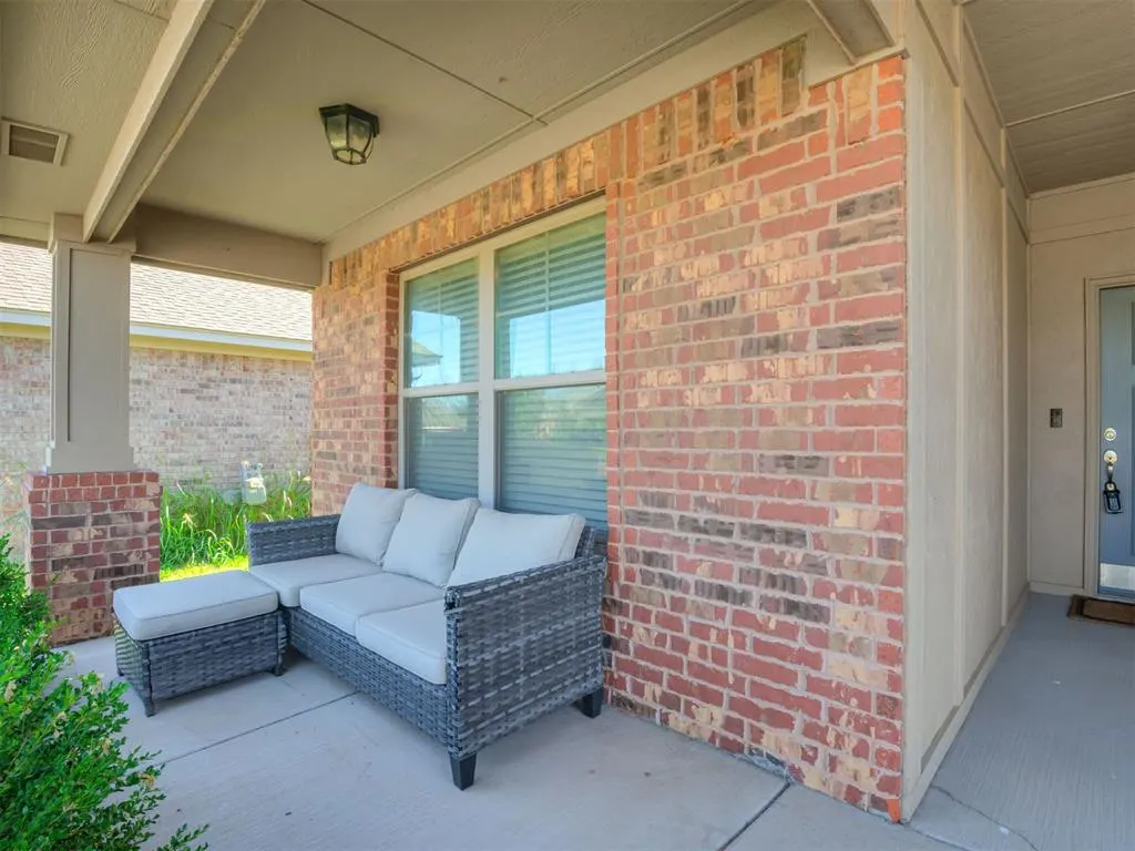 Photo 2 — 13016 Running Pebble Road, Piedmont, OK 73078