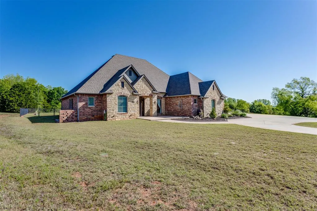 Photo 5 — 33410 Pecan Grove Road, Shawnee, OK 74804