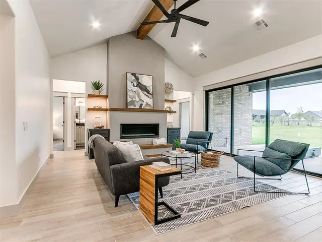 Photo 6 — 2441 Hawks Haven Drive, Guthrie, OK 73044