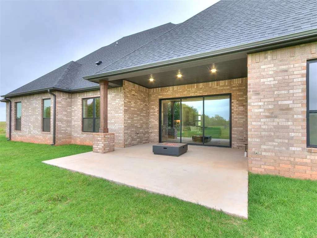 Photo 38 — 2441 Hawks Haven Drive, Guthrie, OK 73044