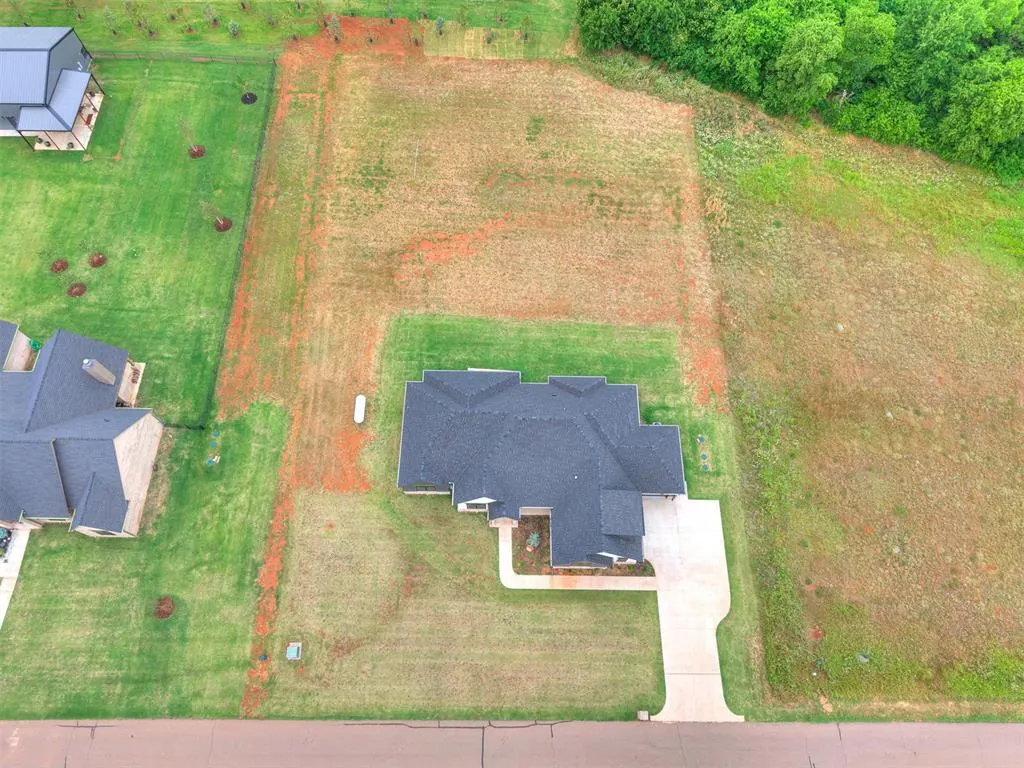 Photo 41 — 2441 Hawks Haven Drive, Guthrie, OK 73044