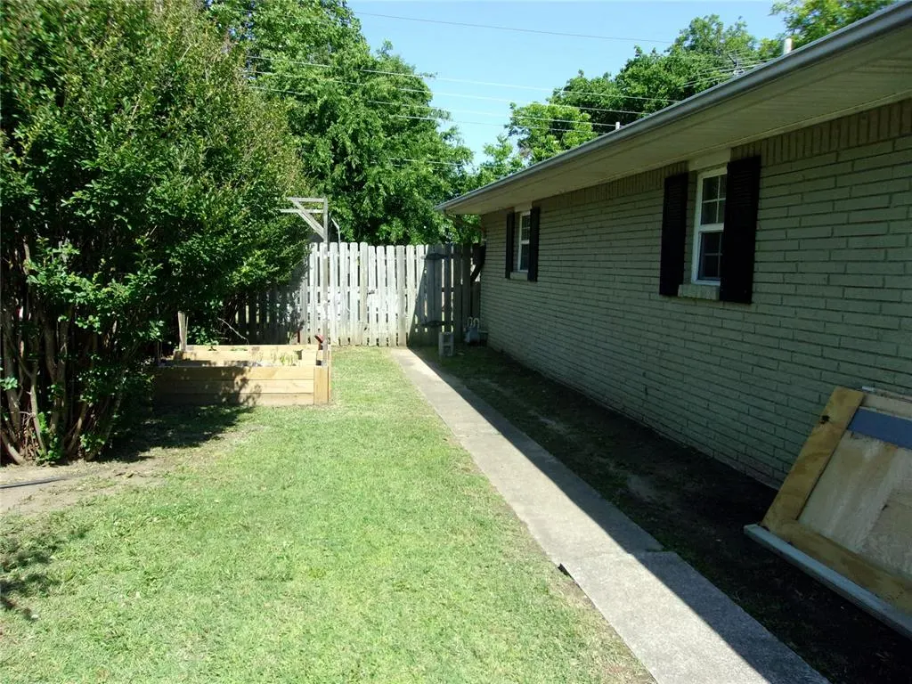 Photo 45 — 1915 N Philadelphia Avenue, Shawnee, OK 74804