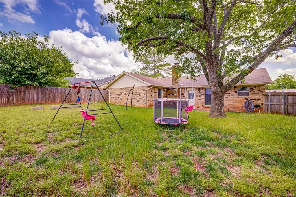 Photo 30 — 2009 Oakcreek Drive, Norman, OK 73071