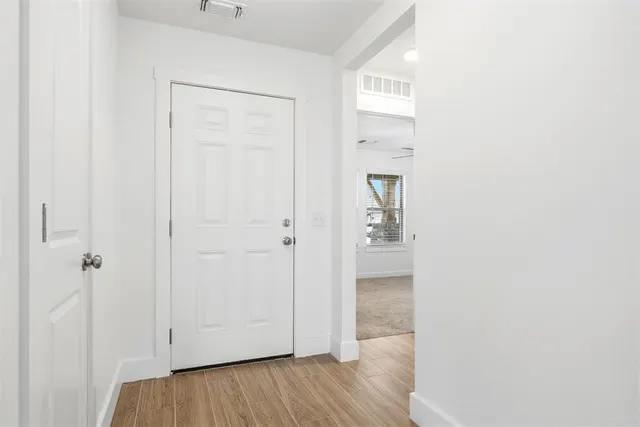 Photo 4 — 16009 Switchgrass Place, Moore, OK 73170