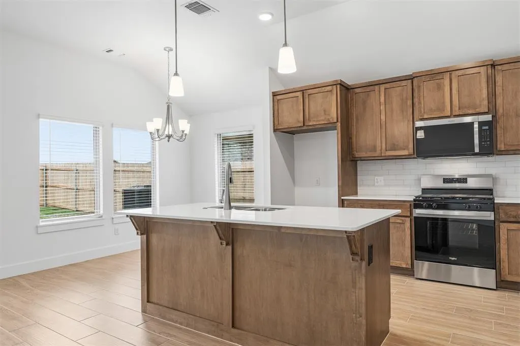 Photo 7 — 16009 Switchgrass Place, Moore, OK 73170