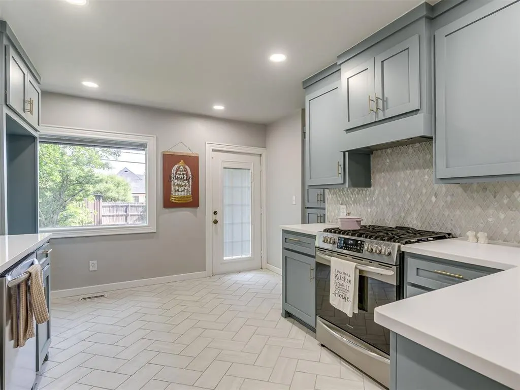 Photo 13 — 1129 NW 44th Street, Oklahoma City, OK 73118