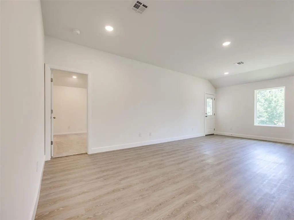 Photo 4 — 1842 Brush Creek Way, Newcastle, OK 73065