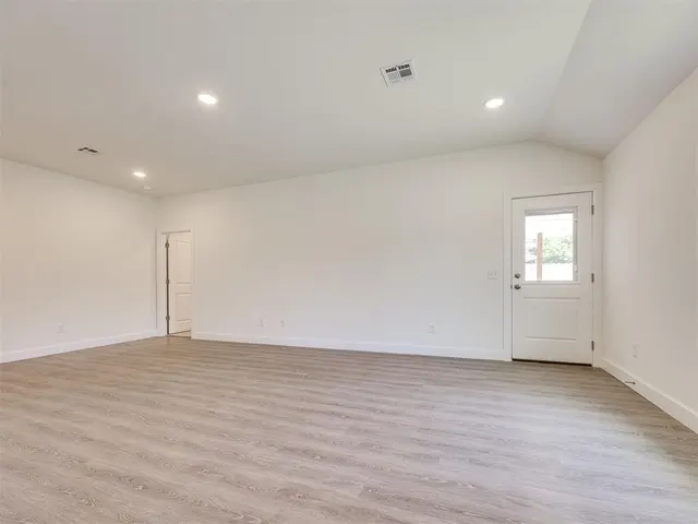 Photo 5 — 1842 Brush Creek Way, Newcastle, OK 73065