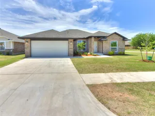 Sold home at 8708 NW 75th Street