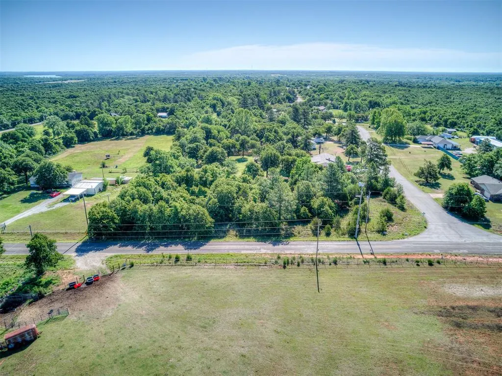 Photo 4 — 19009 Rockspring Drive, Newalla, OK 74857