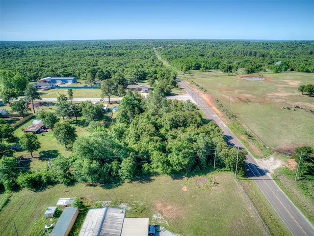Photo 6 — 19009 Rockspring Drive, Newalla, OK 74857