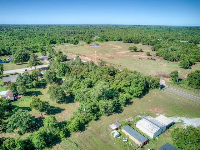 Photo 7 — 19009 Rockspring Drive, Newalla, OK 74857