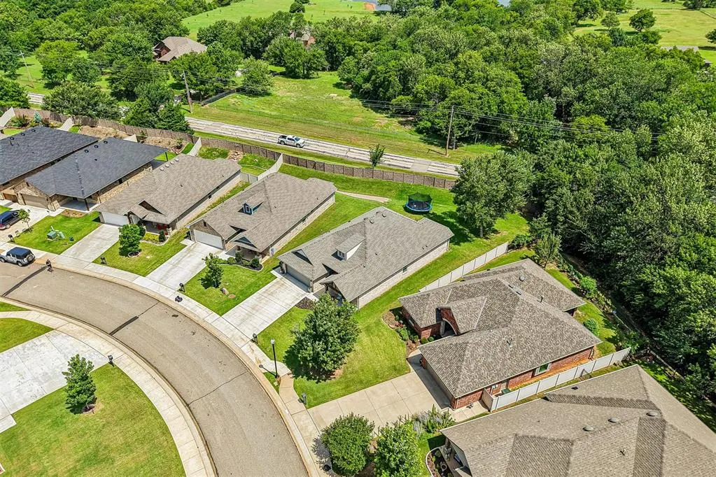 Photo 42 — 2107 Turtle Creek Way, Norman, OK 73071
