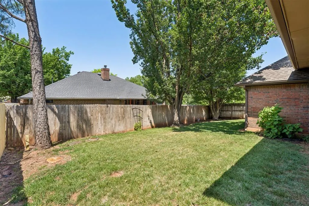 Photo 37 — 1809 Courtney Lane, Edmond, OK 73013