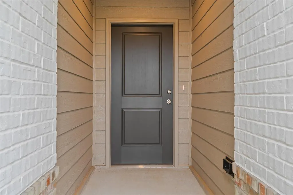 Photo 3 — 348 Woodrock Street, Harrah, OK 73045