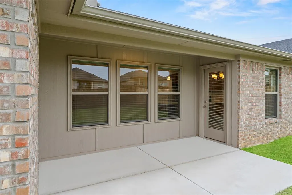 Photo 38 — 348 Woodrock Street, Harrah, OK 73045