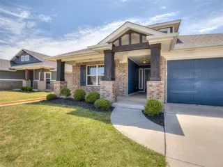 Sold home at 2324 Roca Drive