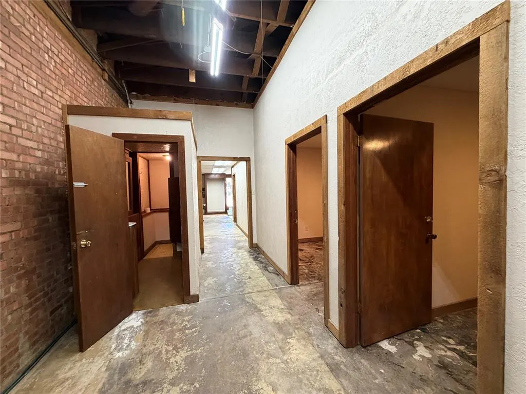Photo 18 — 410 W Choctaw Avenue, Chickasha, OK 73018