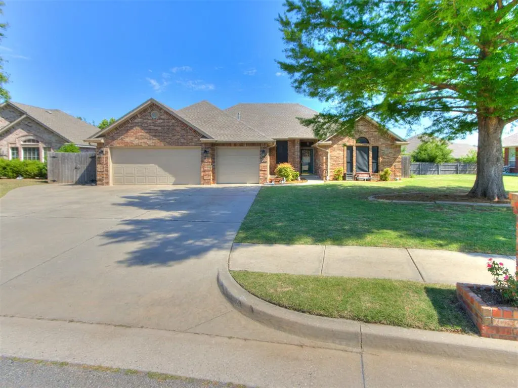 Front exterior — 2421 SW 96th Street, Oklahoma City, OK 73159