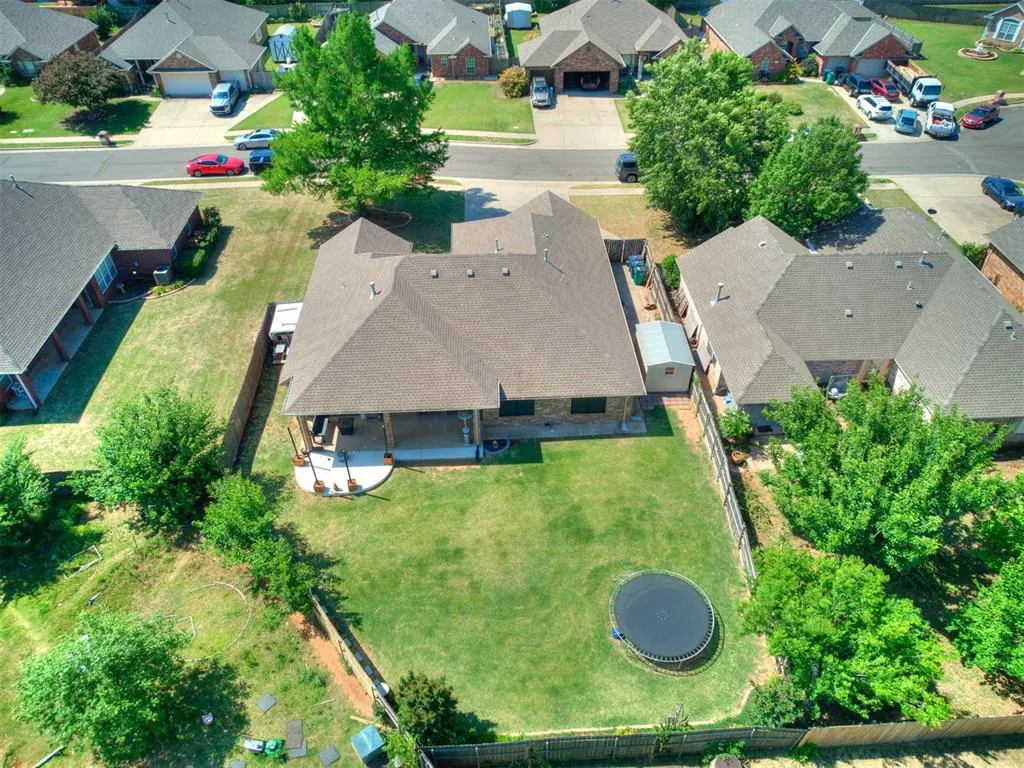 Photo 31 — 2421 SW 96th Street, Oklahoma City, OK 73159