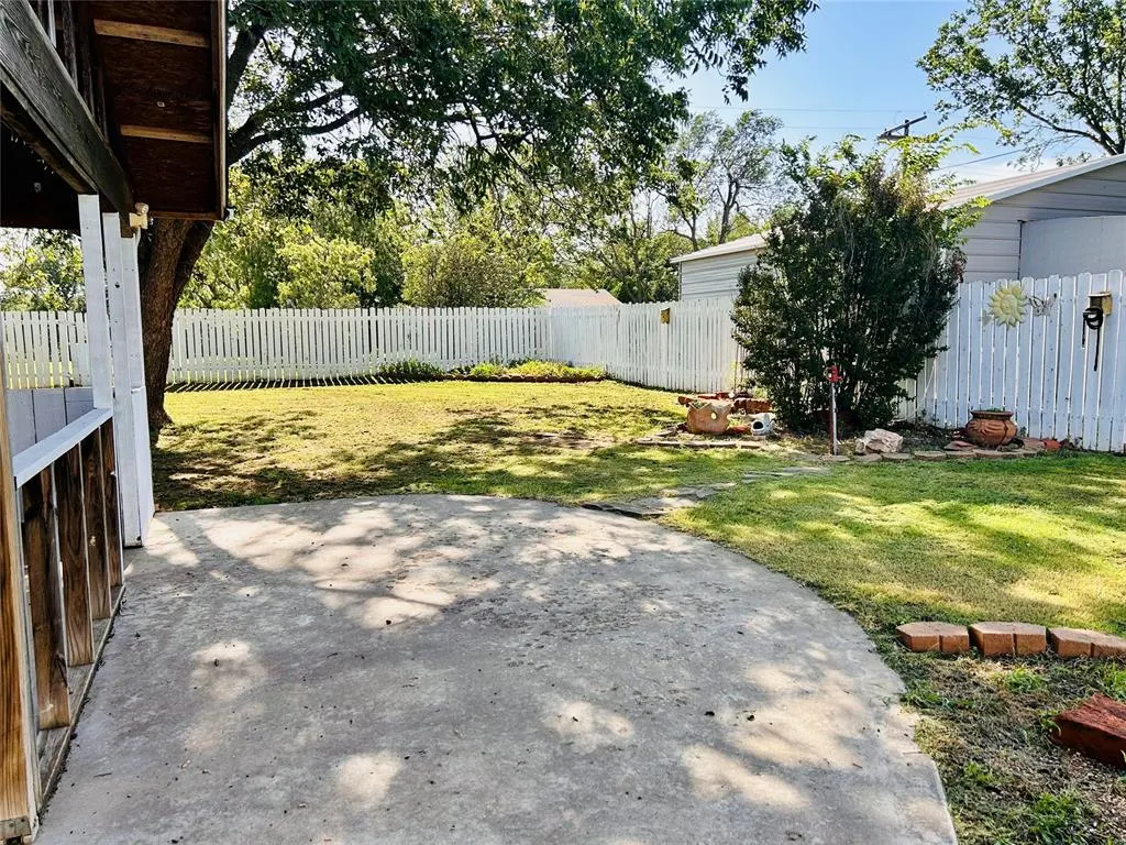 Photo 30 — 115 E 10th Street, Custer City, OK 73639