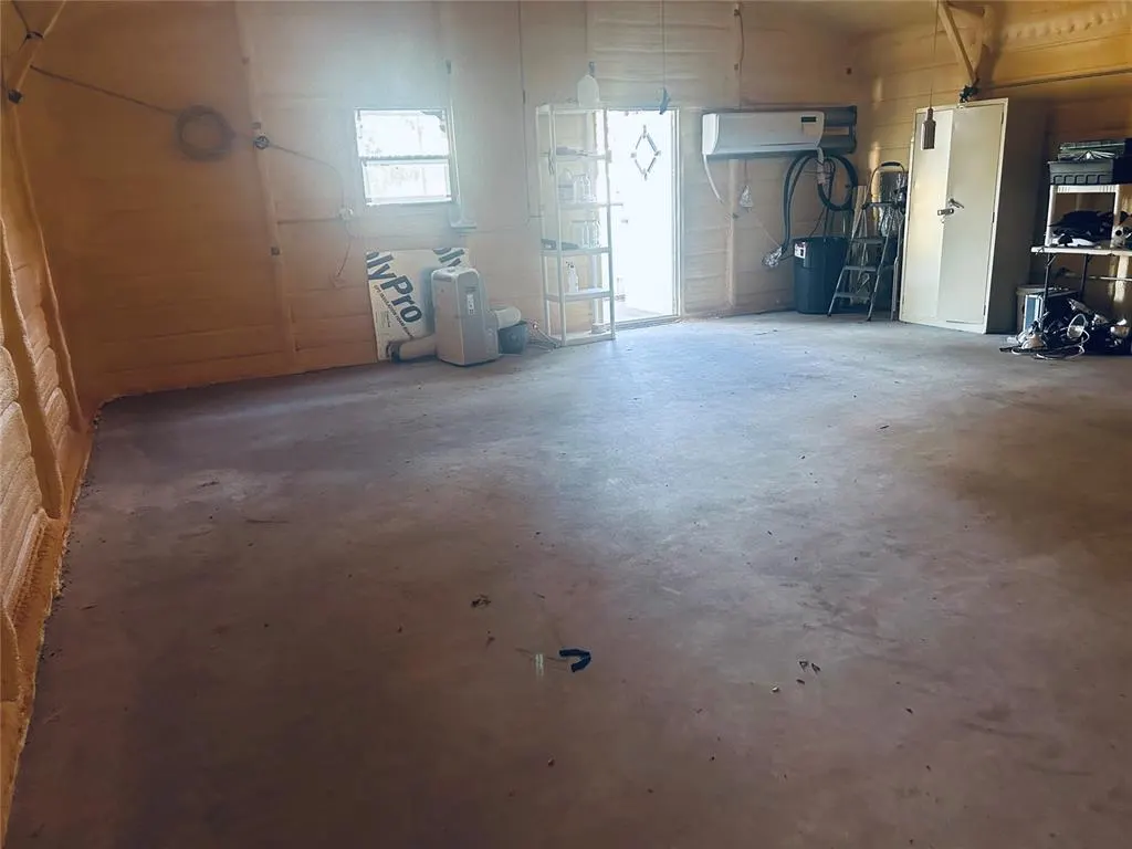 Photo 32 — 115 E 10th Street, Custer City, OK 73639
