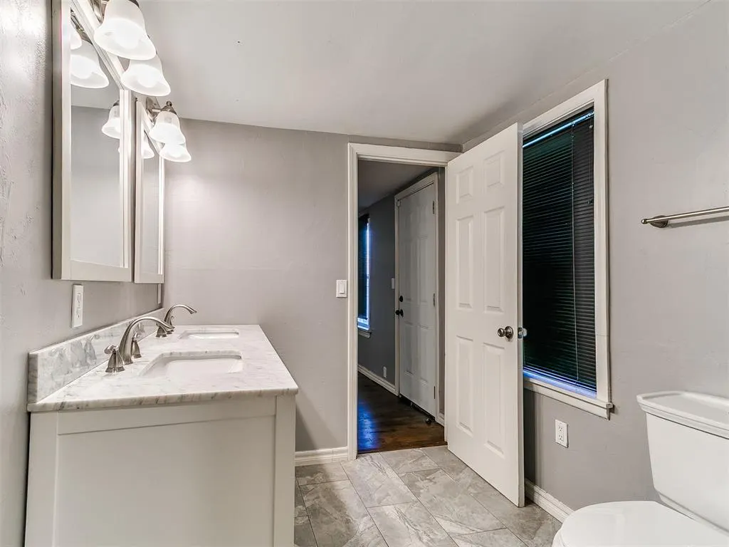 Photo 41 — 821 NW 35th Street, Oklahoma City, OK 73118