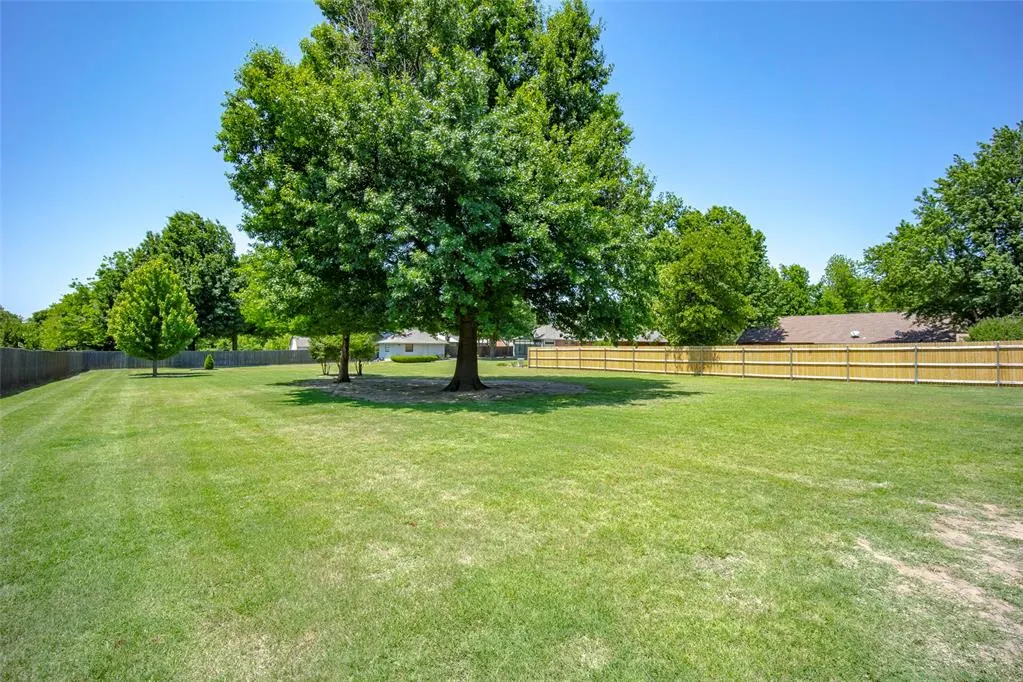 Photo 39 — 7824 NW 39th Street, Bethany, OK 73008