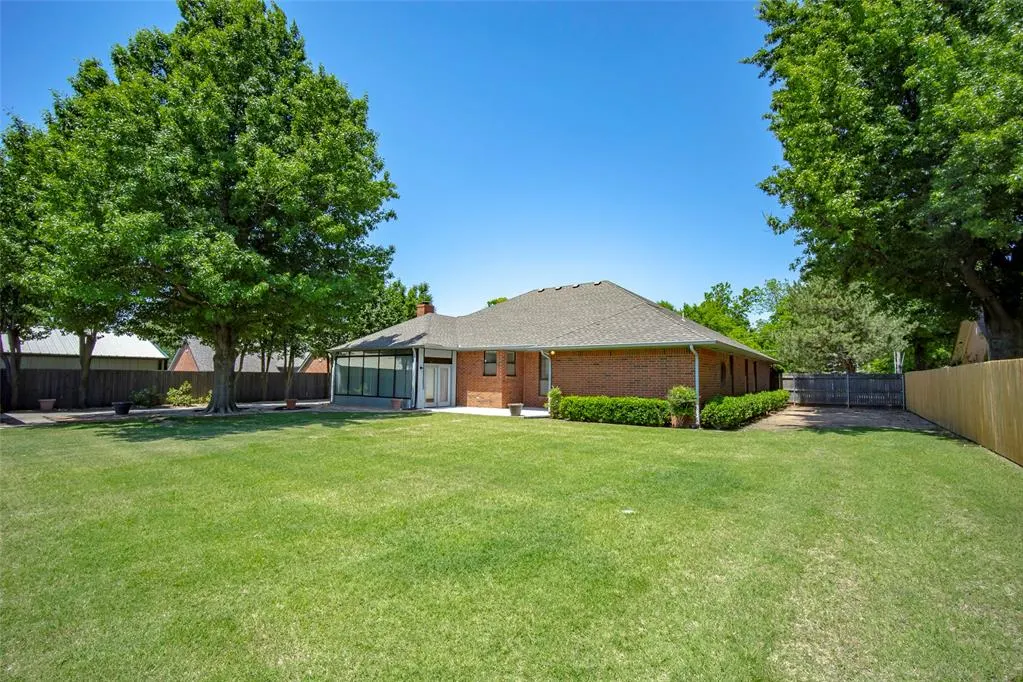 Photo 41 — 7824 NW 39th Street, Bethany, OK 73008