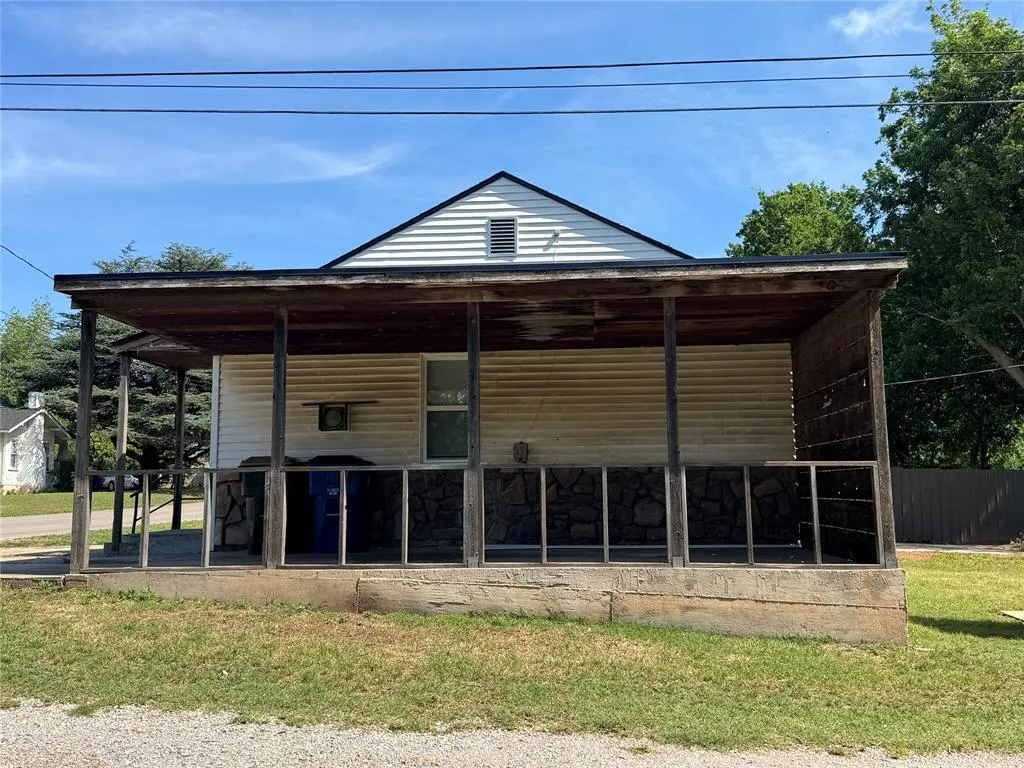 Photo 21 — 605 S 13th Street, Chickasha, OK 73018