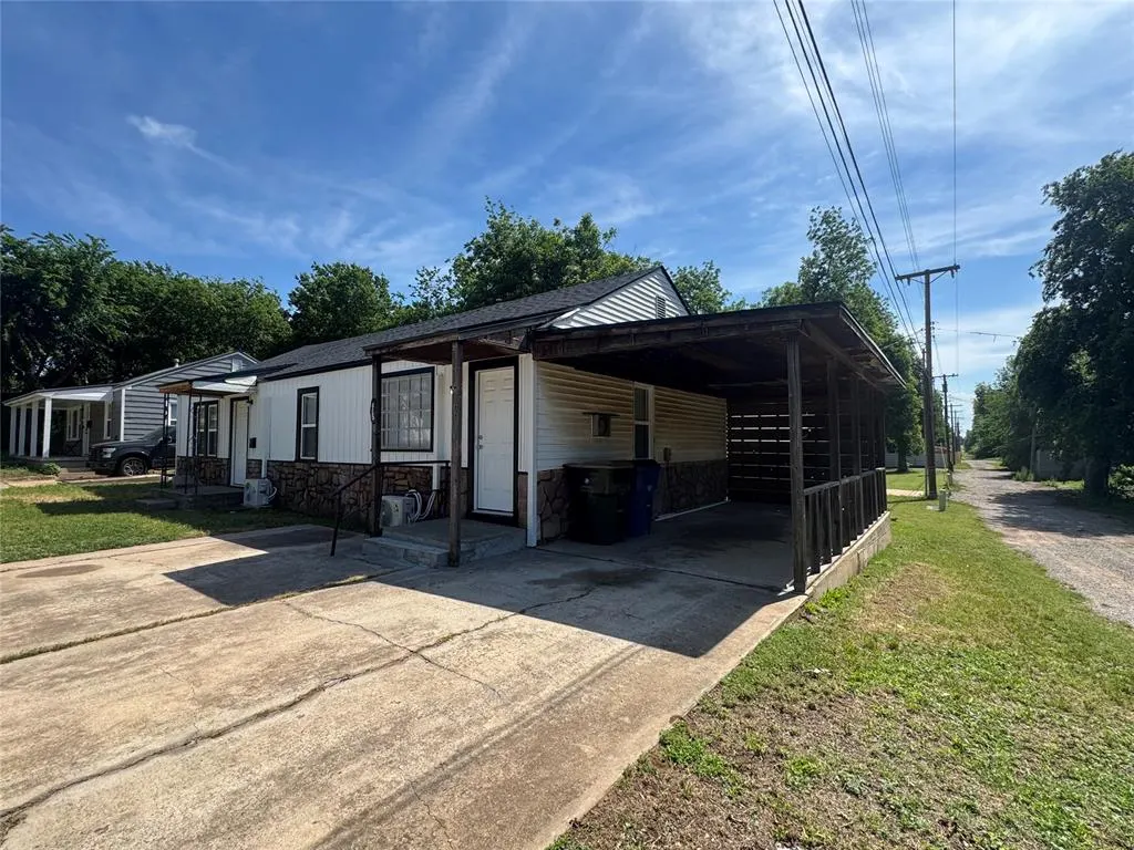 Photo 23 — 605 S 13th Street, Chickasha, OK 73018