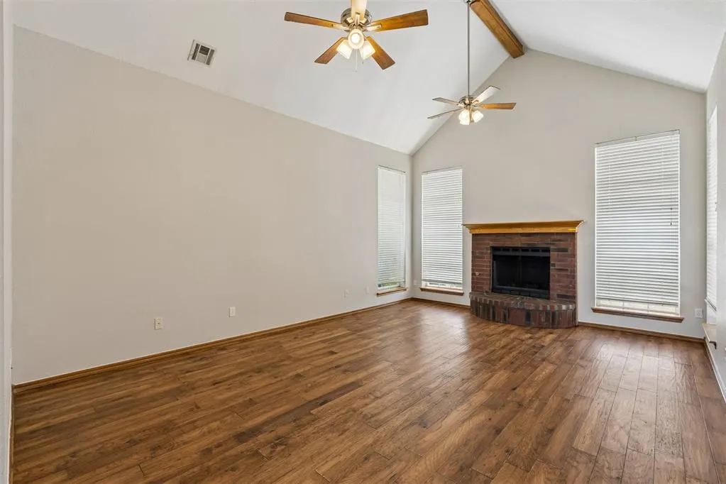 Photo 3 — 10537 Peacock Circle, Oklahoma City, OK 73130