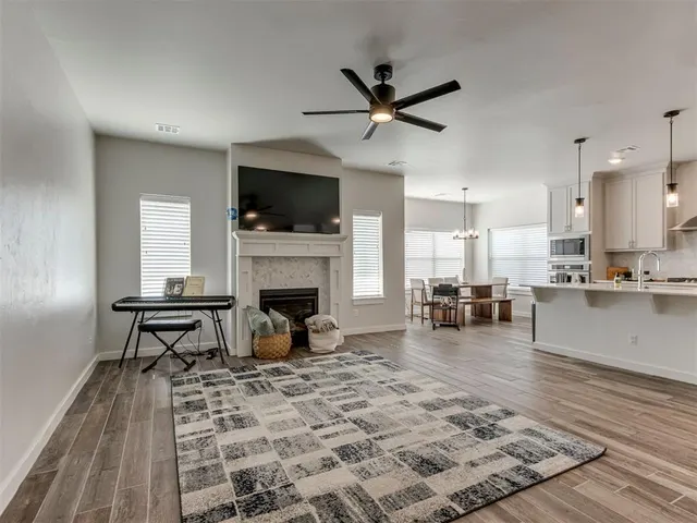 Photo 8 — 9624 Sultans Water Way, Yukon, OK 73099
