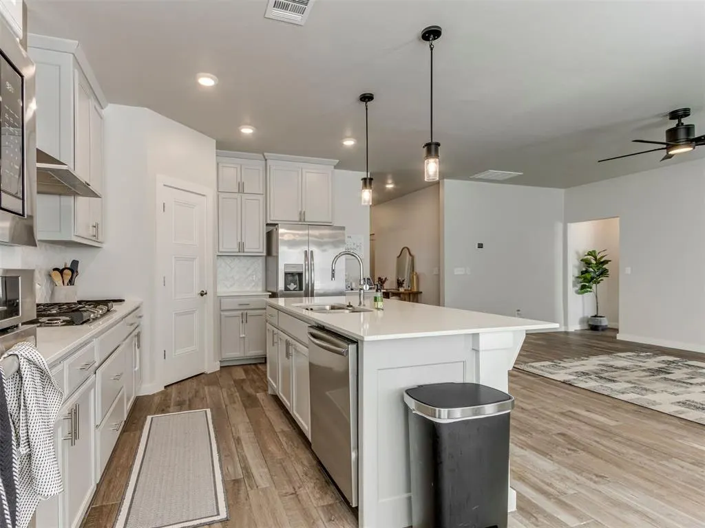 Photo 11 — 9624 Sultans Water Way, Yukon, OK 73099