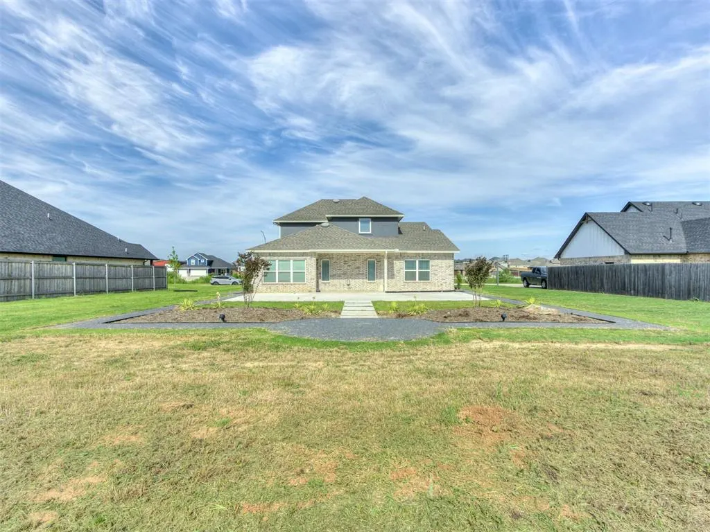 Photo 41 — 9624 Sultans Water Way, Yukon, OK 73099