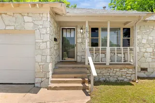 Sold home at 1817 Oxford Way