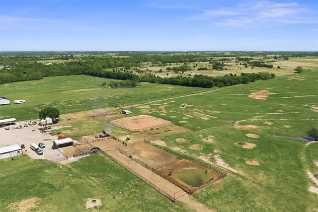 Photo 4 — Fairview Road 12, Davis, OK 73030