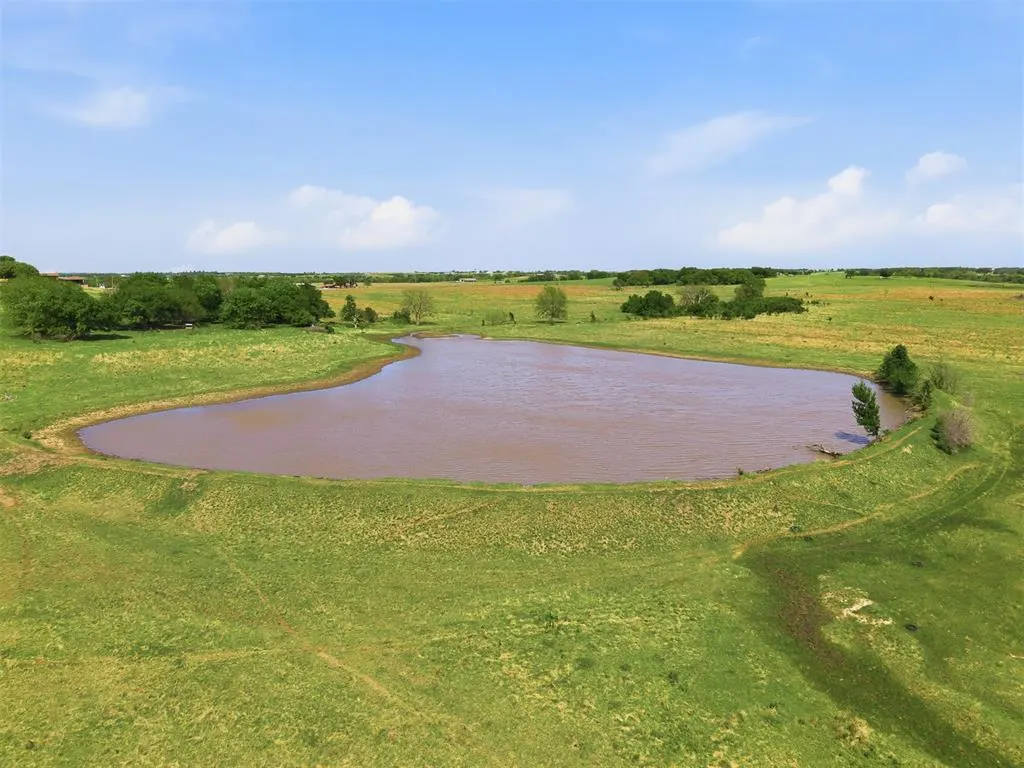 Photo 11 — Fairview Road 12, Davis, OK 73030