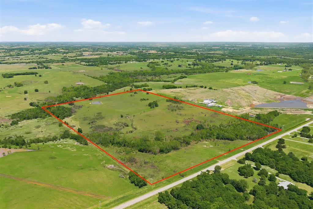 Photo 17 — Fairview Road 12, Davis, OK 73030
