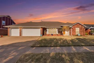 Sold home at 12415 S Villa Avenue