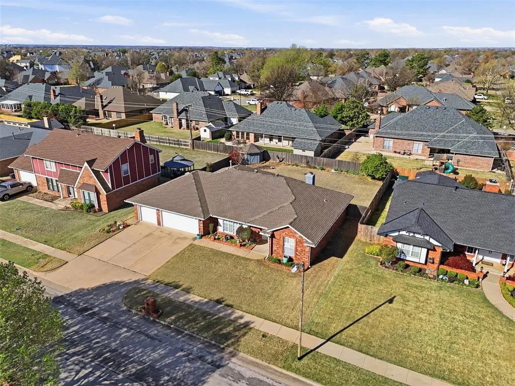 Photo 12 — 12415 S Villa Avenue, Oklahoma City, OK 73170