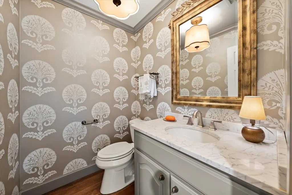 Photo 10 — 1401 Glenbrook Drive, Oklahoma City, OK 73118