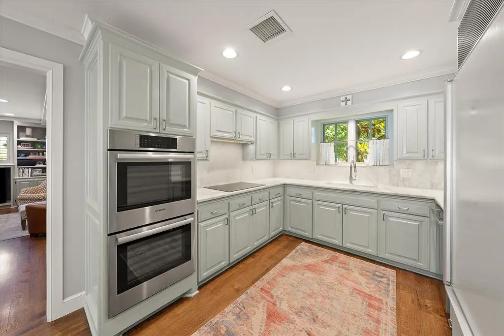 Photo 15 — 1401 Glenbrook Drive, Oklahoma City, OK 73118