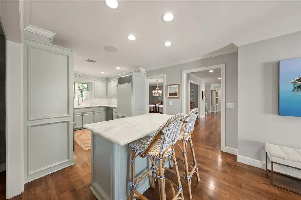 Photo 19 — 1401 Glenbrook Drive, Oklahoma City, OK 73118